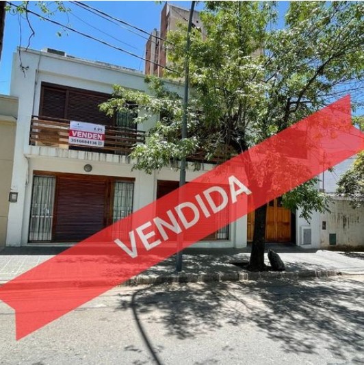 ***VENDIDA***APPTO BANCOR CASA EN VENTA 4 DORM. Bº ALTO ALBERDI CORDOBA