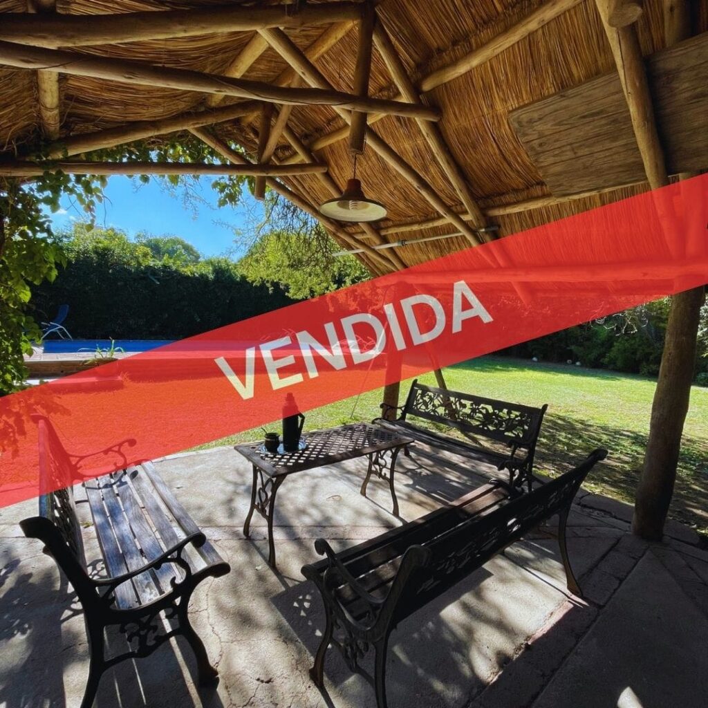 *****VENDIDO*****APPTO BANCOR CASA EN VENTA 3 DOR. QUINTAS DE ARGUELLO CORDOBA CON  PISCINA.